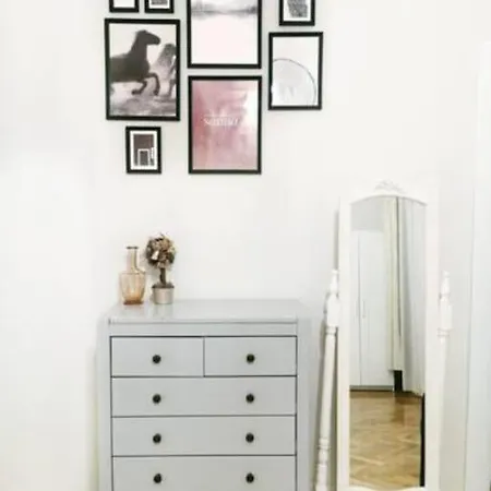Natalia & Didier Apartment